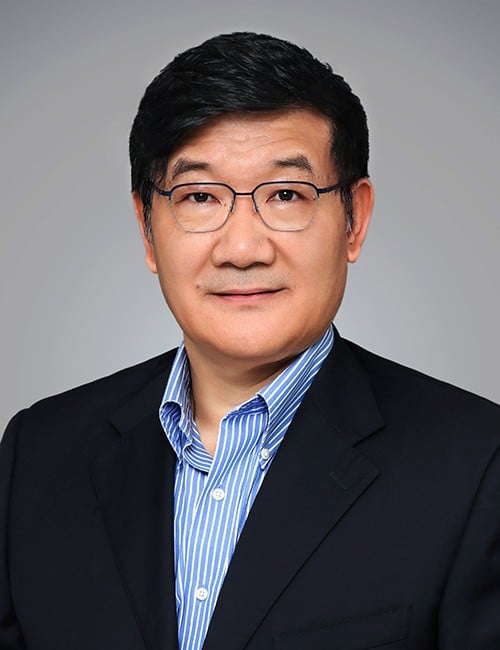 A photo of Luke Lu